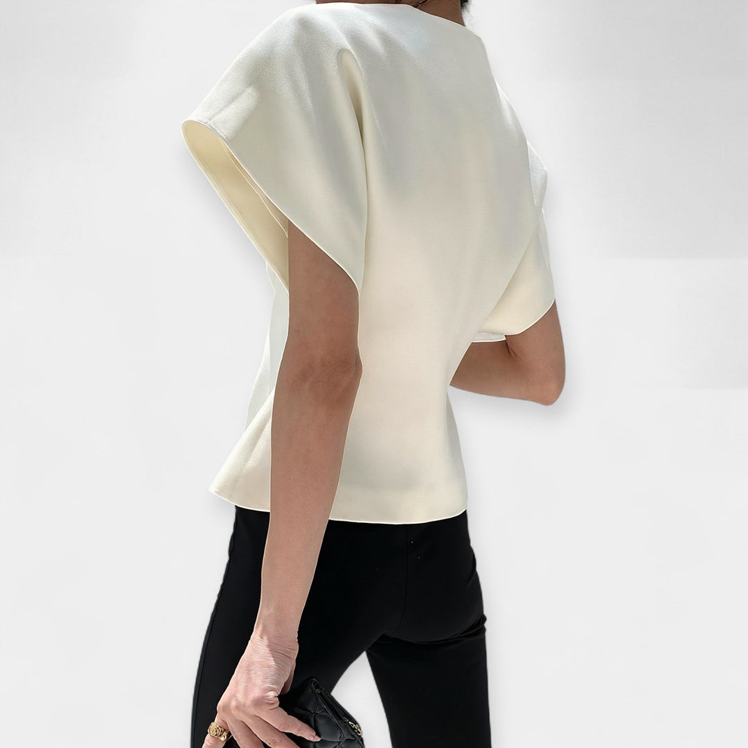 Minimalistisk elegant top