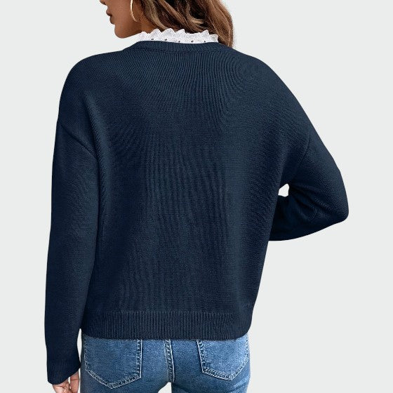 Anna | Bluse med V-hals og blondekant